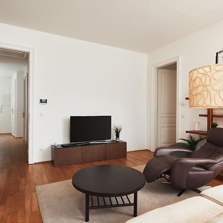 Stylish Designer Apartment At The Center Of Vienna Naschmarkt ภายนอก รูปภาพ