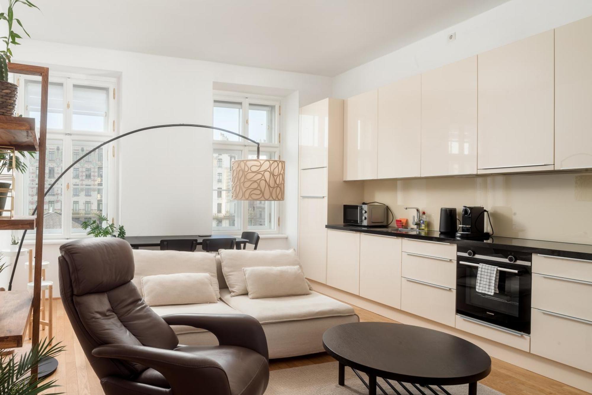 Stylish Designer Apartment At The Center Of Vienna Naschmarkt ภายนอก รูปภาพ