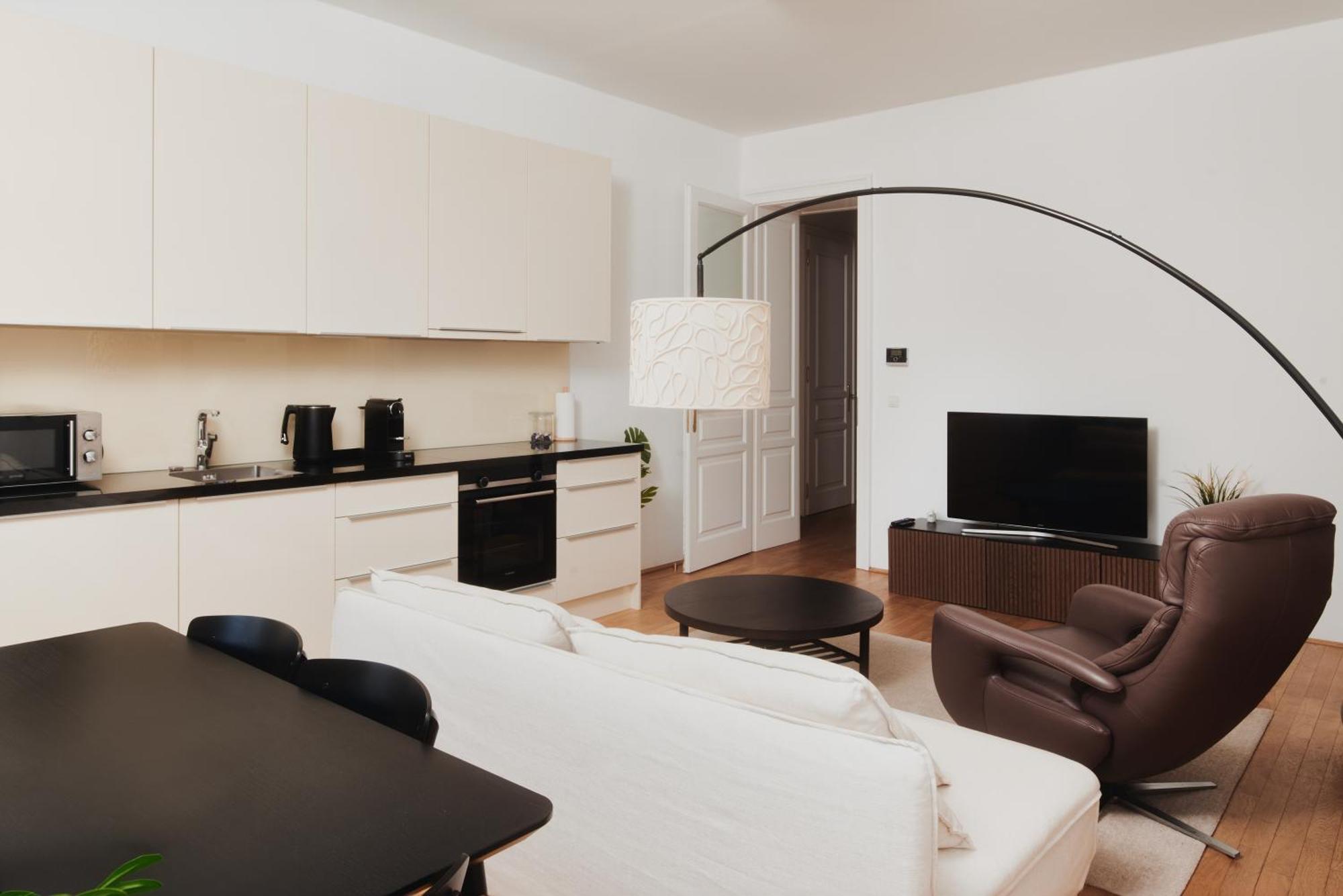 Stylish Designer Apartment At The Center Of Vienna Naschmarkt ภายนอก รูปภาพ